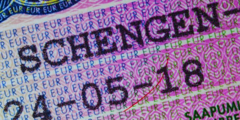 ETIAS: O Que é e Como Vai Afetar Brasileiros que Viajam para a Espanha